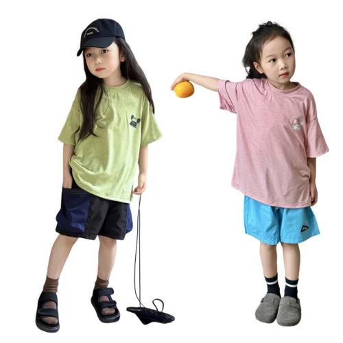 SundayKids outdoor mountain-themed printed loose-fitting T-shirt, solid color, sweat-wicking, quick-drying top, suitable for siblings, parent-child outfits.
