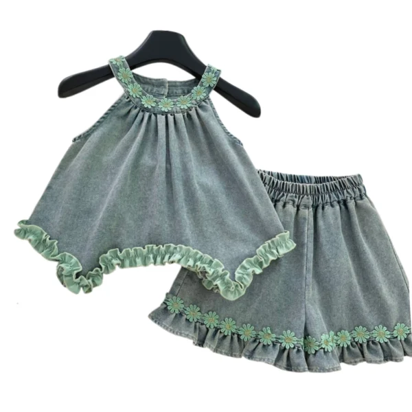 副图四 SundayKids Sleeveless Terno Halter Top with Big Bow Ruffle Shorts Set